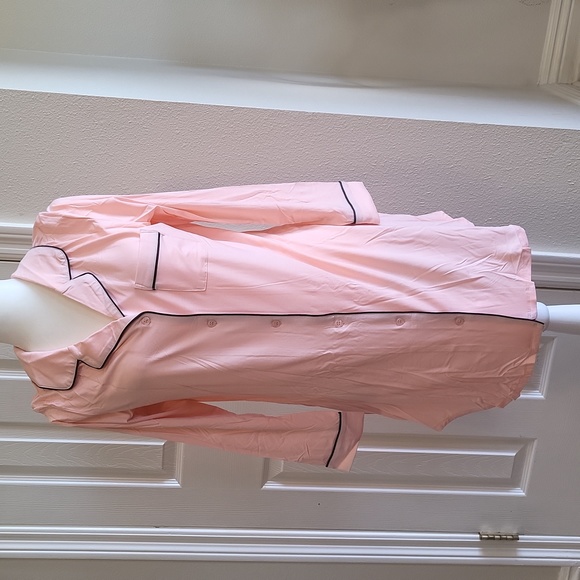 I speak fluent french soft cozy robe - Picture 2 of 9